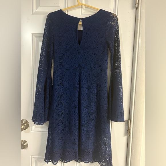Elegant Navy Lace Dress✨ - Picture 8 of 8